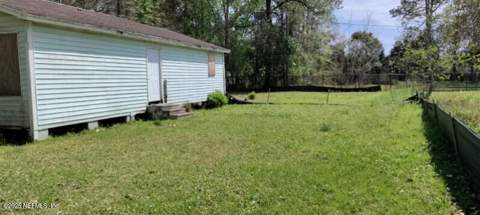 428 Vermont Avenue, Green Cove Springs FL - photo 6 of 23