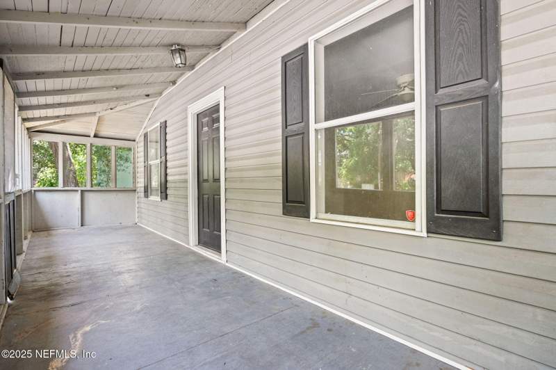 4 bedroom Single Family Residence at 2408 McQuade Street, Robinsons Addn To W, Jacksonville — photo 4