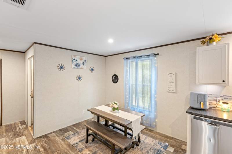 3 bedroom Mobile Home at 121 Kenny Lane, Lakeside Hills, Florahome — photo 4