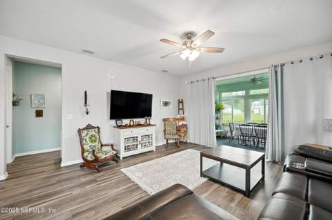 12601 Lake Madison Lane, Jacksonville FL - photo 15 of 35