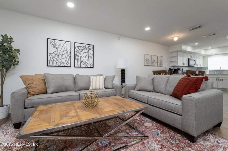 3 bedroom Townhouse at 1712 1st Street, Permenters R/p Atlantic, Jacksonville Beach — photo 4