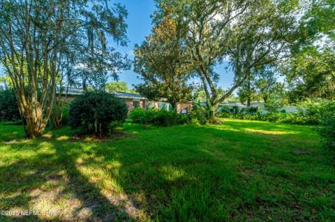 723 Montego Road, Jacksonville FL - photo 6 of 34