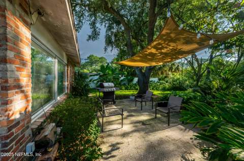 723 Montego Road, Jacksonville FL - photo 9 of 34