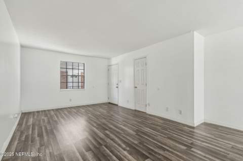 1846 Mallory Street #8, Jacksonville FL - photo 8 of 25