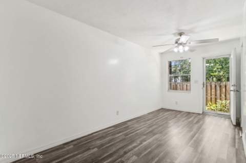 1846 Mallory Street #8, Jacksonville FL - photo 10 of 25