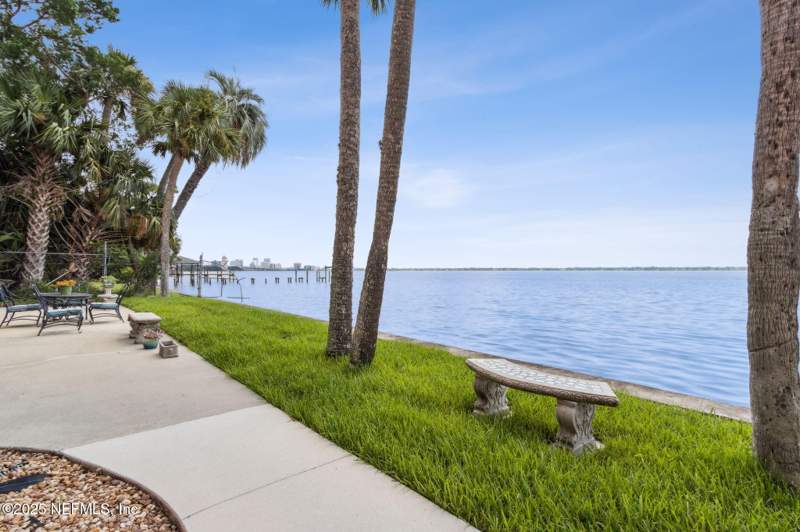 2 bedroom Condominium at 1846 Mallory Street #8, River Ridge, Jacksonville — photo 2