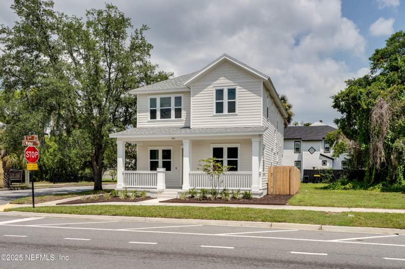 4 bedroom Single Family Residence at 411 E 1st Street, Springfield, Jacksonville — photo 2