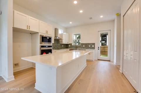 411 E 1st Street, Jacksonville FL - photo 15 of 44