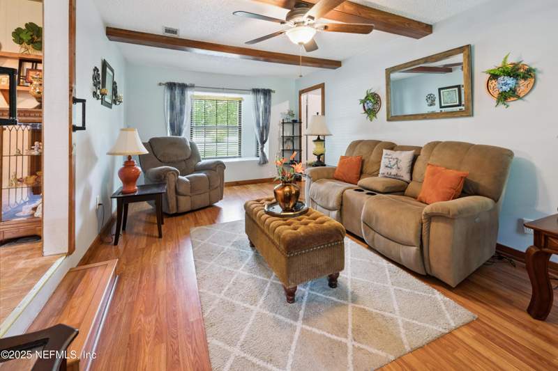 3 bedroom Single Family Residence at 1492 NW County Road 125, Lawtey, Lawtey — photo 4