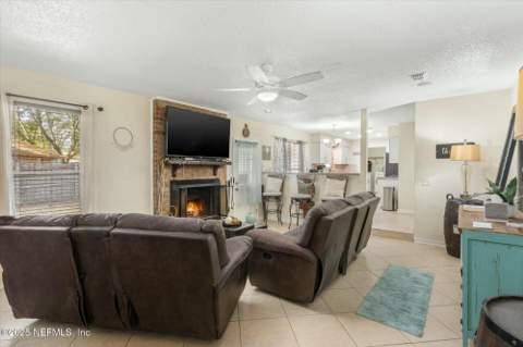 6080 Gulf Road, Jacksonville FL - photo 6 of 28