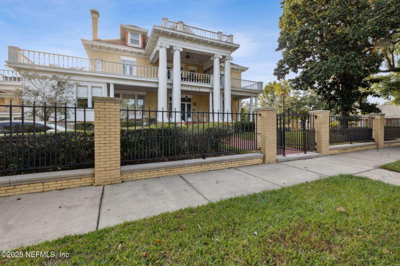 2 bedroom Condominium at 1636 King Street #3, Martha Washington, Jacksonville — photo 3