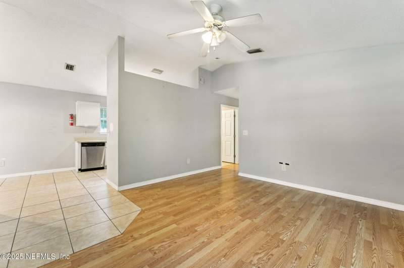 3 bedroom Single Family Residence at 465 S Nassau Street, Clark Addition, St. Augustine — photo 4