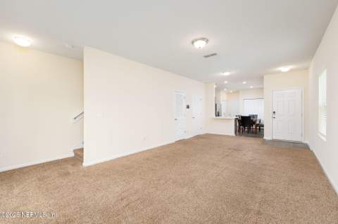 862 Capitol Parkway, Jacksonville FL - photo 9 of 29