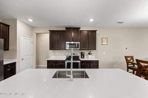 2670 Hanberry Lane, Green Cove Springs FL - photo 10 of 29