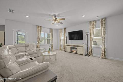 9961 Redfish Marsh Circle, Jacksonville FL - photo 8 of 36