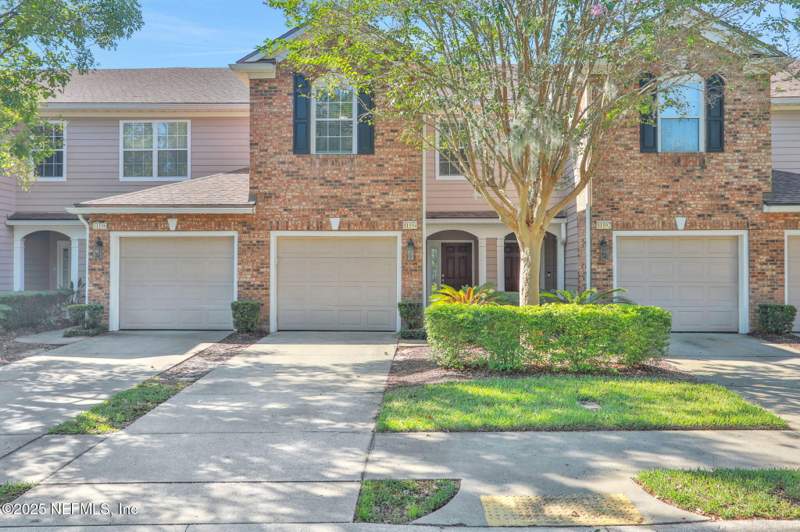 3 bedroom Townhouse at 11194 Campfield Circle, Campfield, Jacksonville — photo 2
