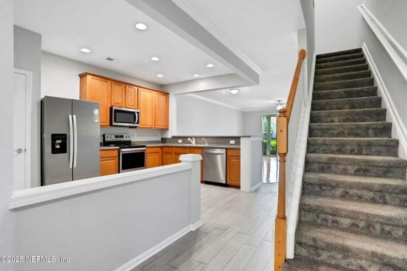 3 bedroom Townhouse at 11194 Campfield Circle, Campfield, Jacksonville — photo 3
