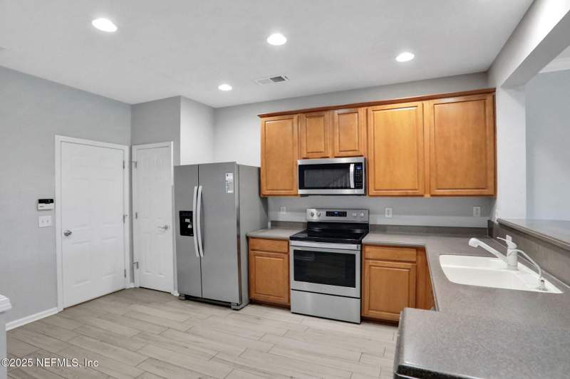 3 bedroom Townhouse at 11194 Campfield Circle, Campfield, Jacksonville — photo 5