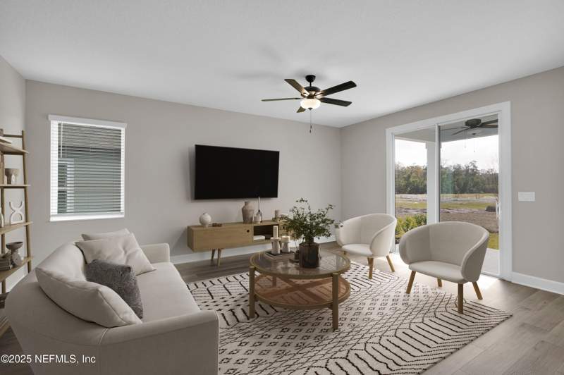 4 bedroom Single Family Residence at 3987 Gareys Ferry Way, Jennings Farm, Middleburg — photo 5