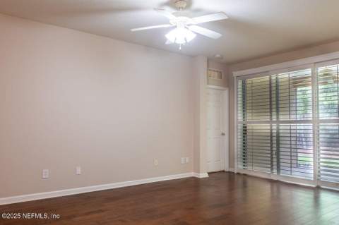 8711 Little Swift Circle #24C, Jacksonville FL - photo 6 of 24