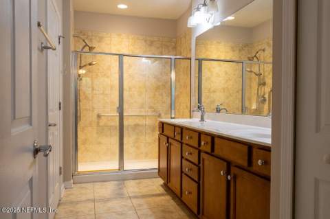 8711 Little Swift Circle #24C, Jacksonville FL - photo 13 of 24