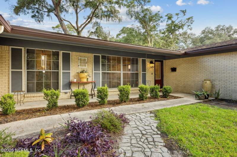 4 bedroom Single Family Residence at 6305 Wuthering Heights Road, Seabrook Manor, Jacksonville — photo 3