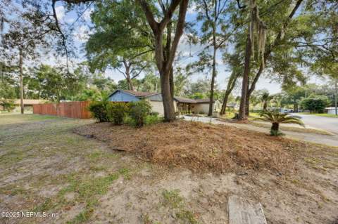 6305 Wuthering Heights Road, Jacksonville FL - photo 12 of 53