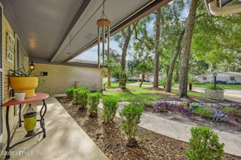 6305 Wuthering Heights Road, Jacksonville FL - photo 18 of 53