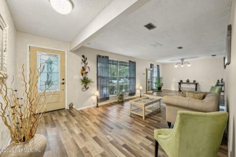 6305 Wuthering Heights Road, Jacksonville FL - photo 23 of 53