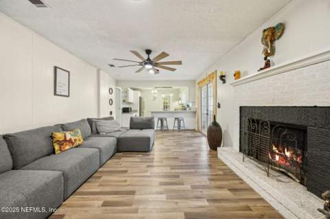 6305 Wuthering Heights Road, Jacksonville FL - photo 21 of 53