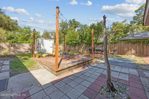6305 Wuthering Heights Road, Jacksonville FL - photo 9 of 53