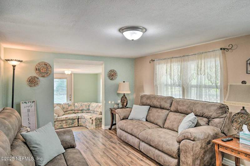 3 bedroom Mobile Home at 118 Riverside Avenue, St Johns Riverside Ests M, Satsuma — photo 5