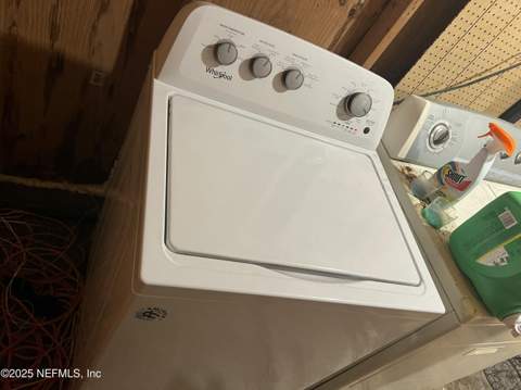 205 Spring Forest Avenue, Jacksonville FL - photo 16 of 47