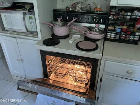205 Spring Forest Avenue, Jacksonville FL - photo 21 of 47