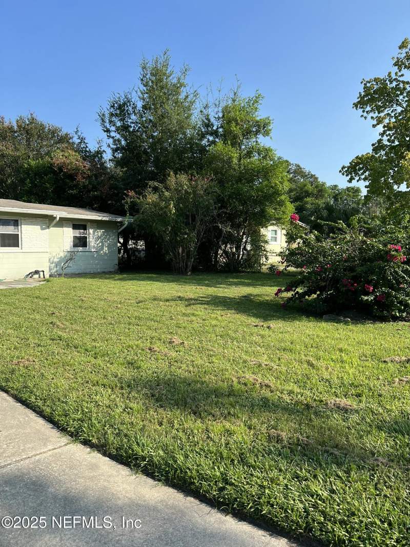 2 bedroom Single Family Residence at 205 Spring Forest Avenue, Glynlea Park, Jacksonville — photo 2