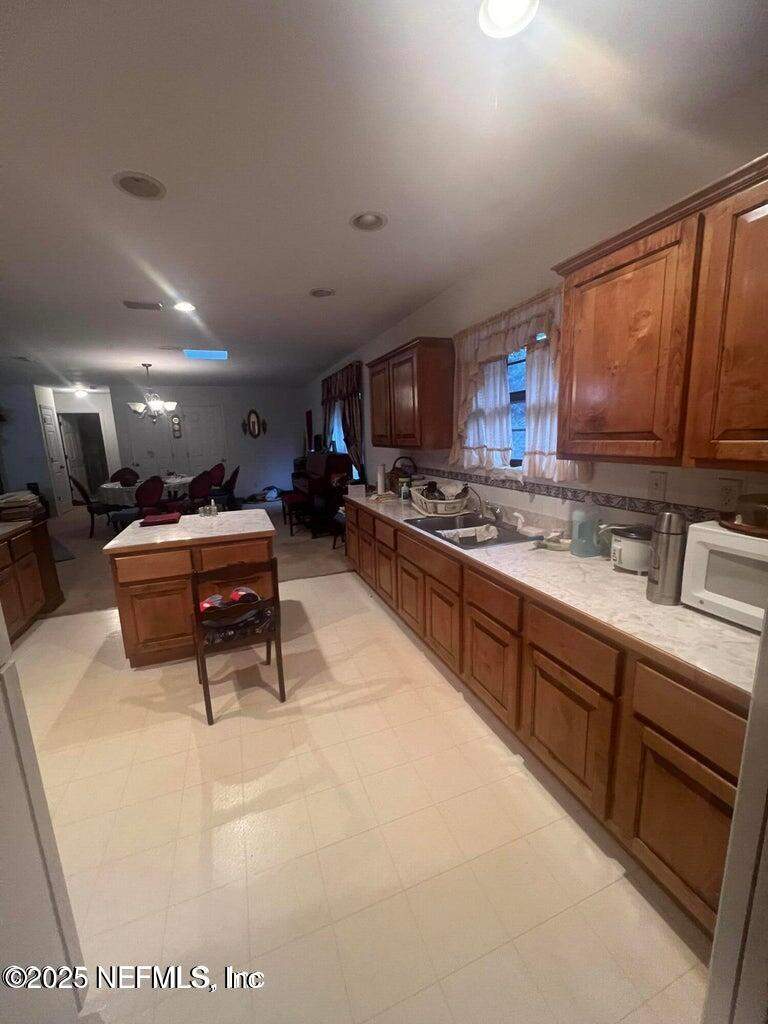 3 bedroom Single Family Residence at 21400 NW NW County Road 235, Lake Butler, Lake Butler — photo 5