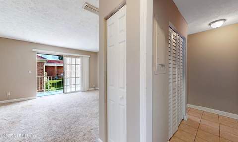 5201 Atlantic Boulevard #48, Jacksonville FL - photo 6 of 34
