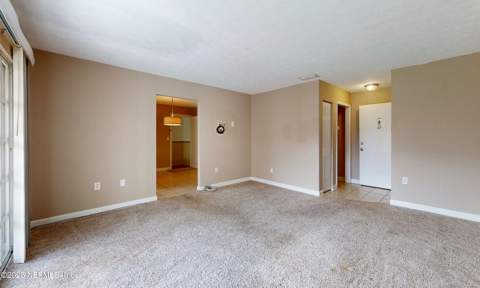 5201 Atlantic Boulevard #48, Jacksonville FL - photo 10 of 34