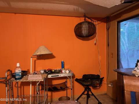 126 Willow Lane, Hawthorne FL - photo 7 of 9