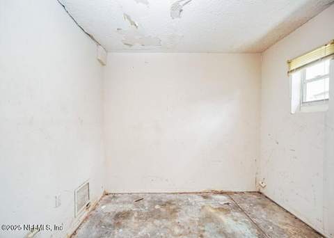 9606 Devonshire Boulevard, Jacksonville FL - photo 17 of 20