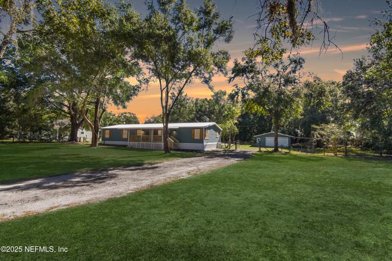 4 bedroom Manufactured Home at 4541 Johns Cemetery Road, Jacksonville South, Middleburg — photo 2