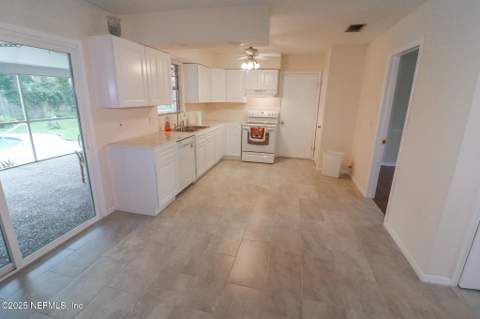 3442 Red Oak Circle, Orange Park FL - photo 14 of 37