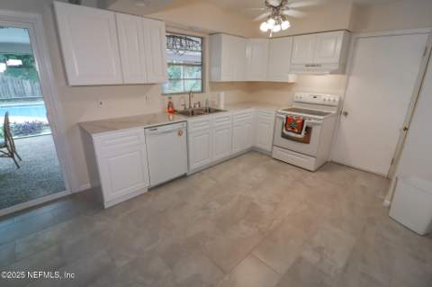 3442 Red Oak Circle, Orange Park FL - photo 15 of 37