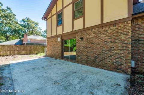 5477 Brightwater Lane, Jacksonville FL - photo 17 of 75