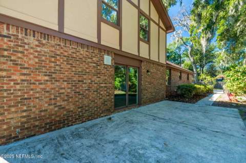 5477 Brightwater Lane, Jacksonville FL - photo 18 of 75