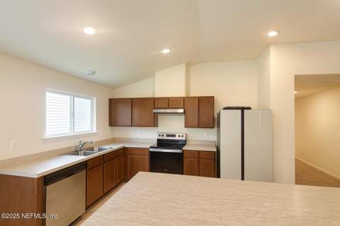 10988 Stapleton Drive, Jacksonville FL - photo 8 of 12