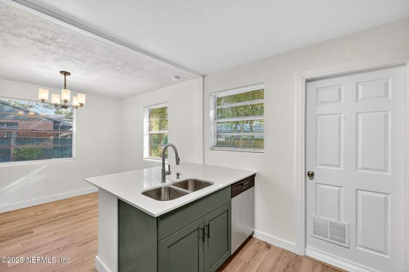 3 bedroom Single Family Residence at 1259 Lake Shore Boulevard, Hillcrest, Jacksonville — photo 4
