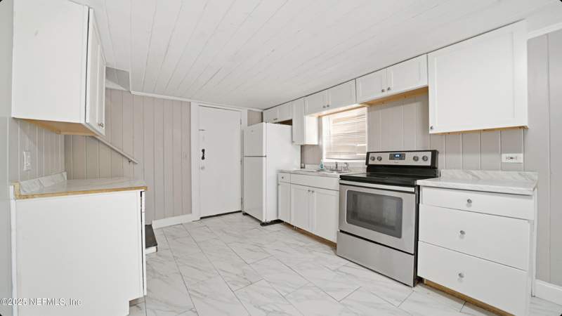 2 bedroom Single Family Residence at 1739 Ella Street, North Lavilla, Jacksonville — photo 2