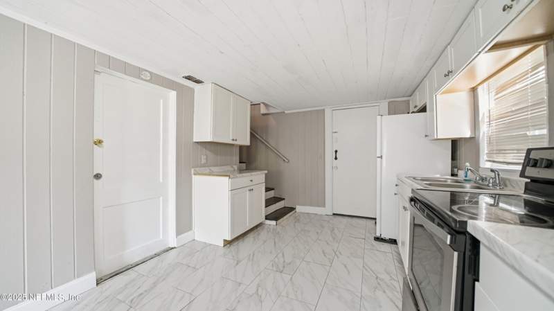 2 bedroom Single Family Residence at 1739 Ella Street, North Lavilla, Jacksonville — photo 3