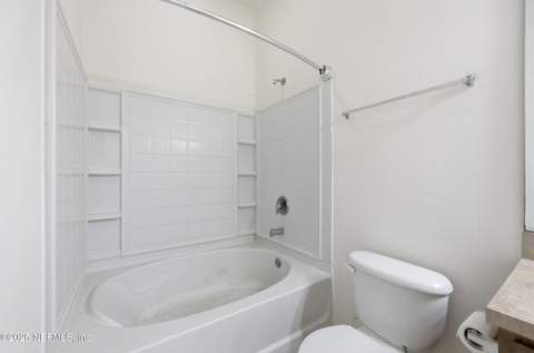 13033 Sunset Lake Drive, Jacksonville FL - photo 17 of 29